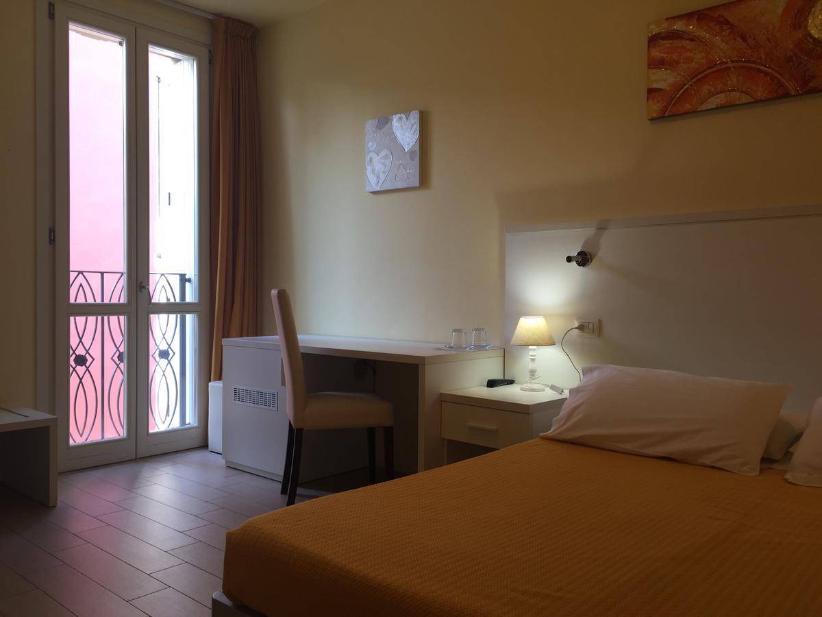 Hotel Soresina Ngoại thất bức ảnh