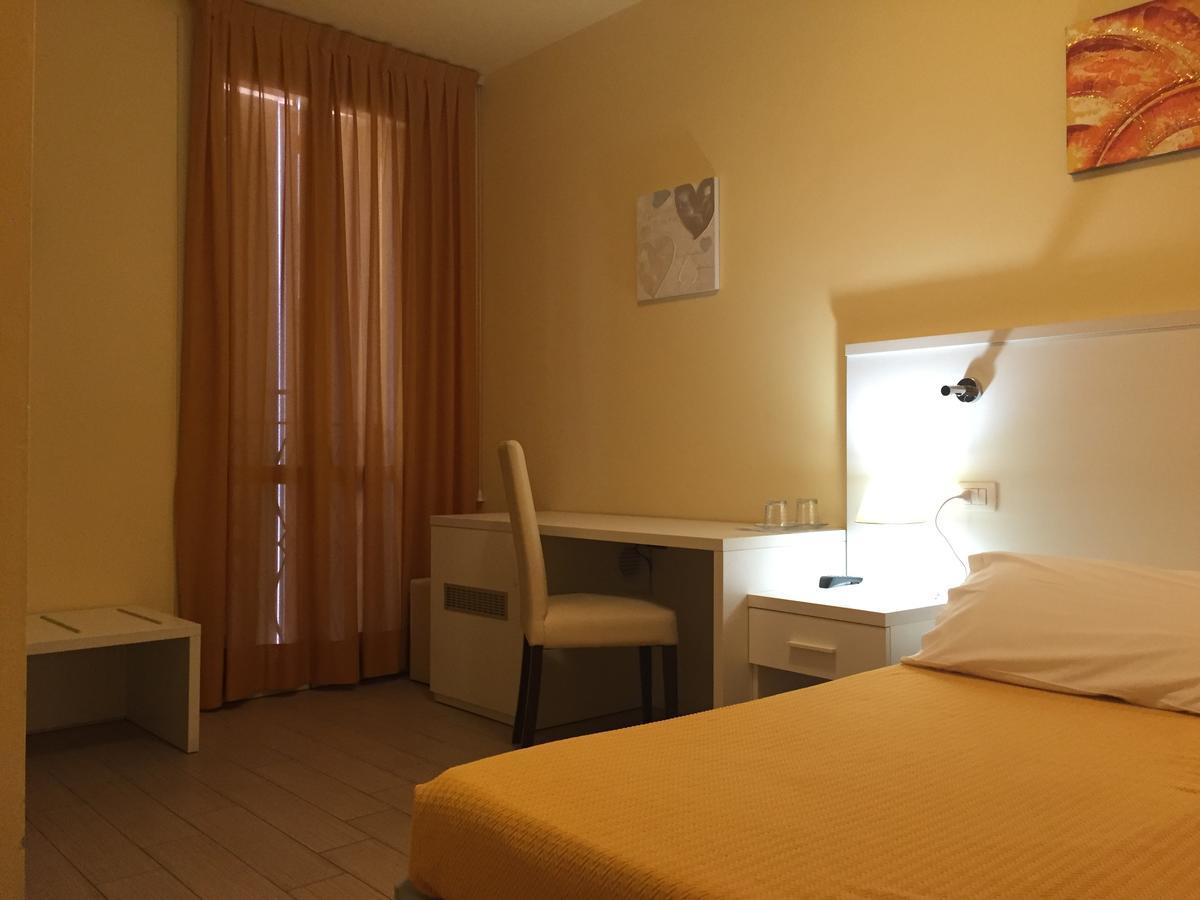 Hotel Soresina Ngoại thất bức ảnh