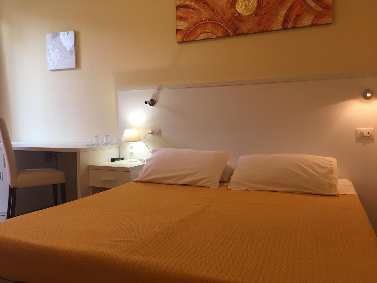 Hotel Soresina Ngoại thất bức ảnh
