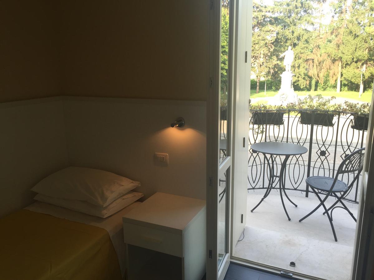 Hotel Soresina Ngoại thất bức ảnh